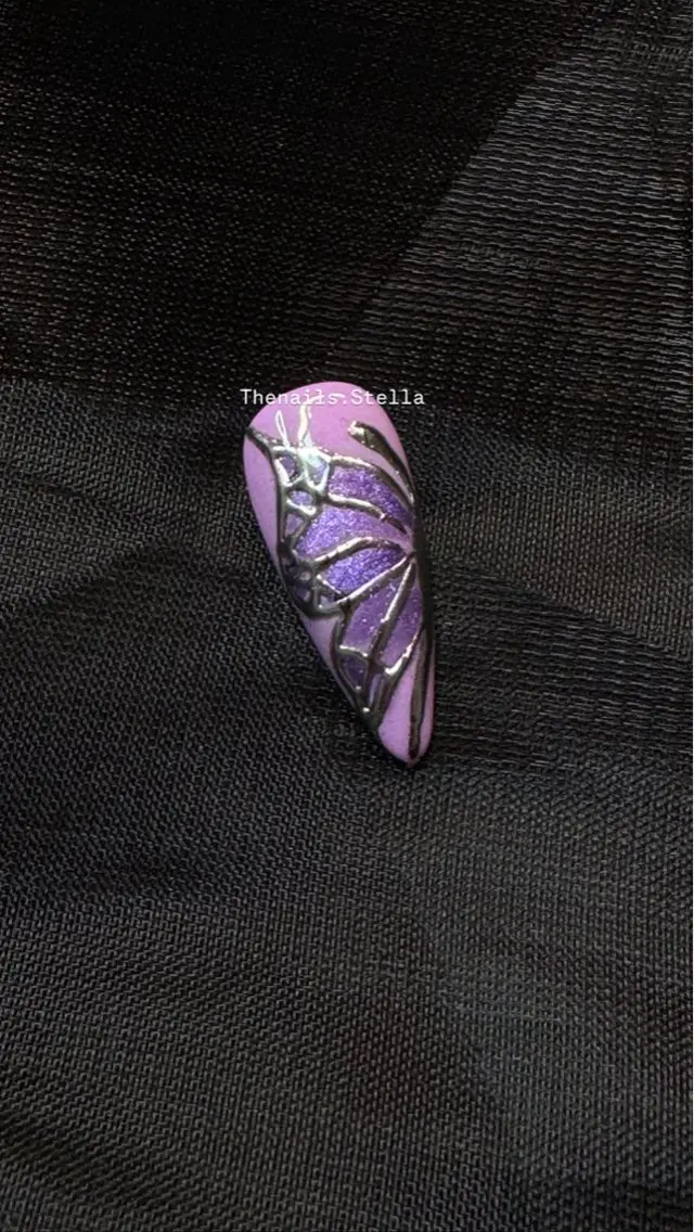 ネイル ハンドネイル TheNails Stellaのネイルデザイン