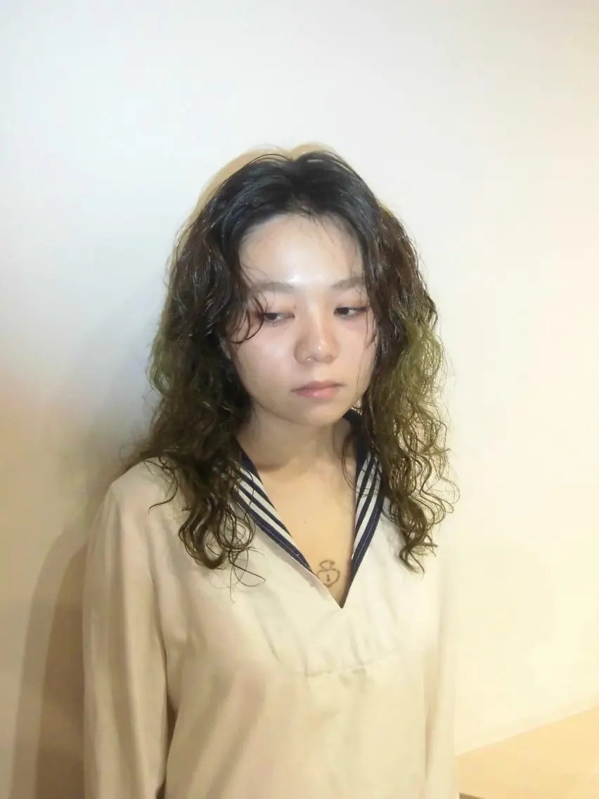 セミロング り おのヘアスタイル
