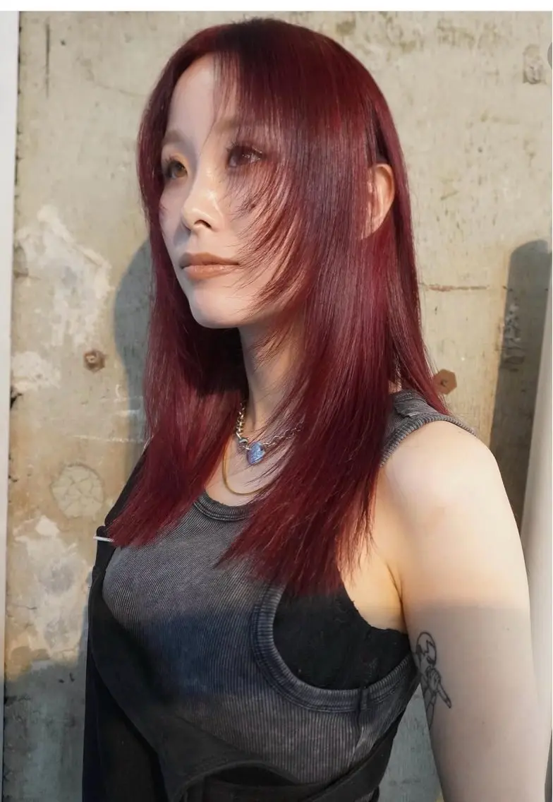 セミロング 渡邉 舞のヘアスタイル