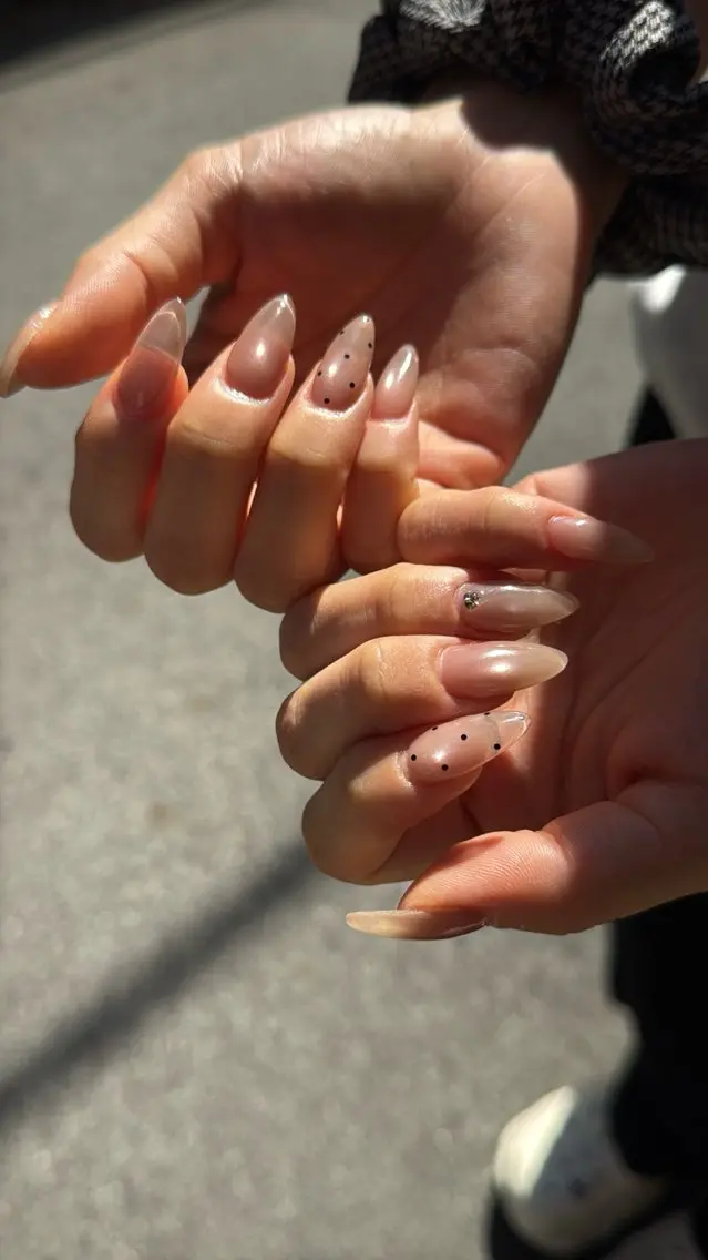 ネイル フラッシュネイル フラッシュマグ フットネイル フレンチネイル 韓国ネイル ハンドネイル SAKU nail 作島茜のネイルデザイン