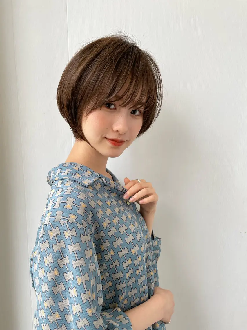 ショート カット ヘアカラー 鳥羽 正治のヘアスタイル