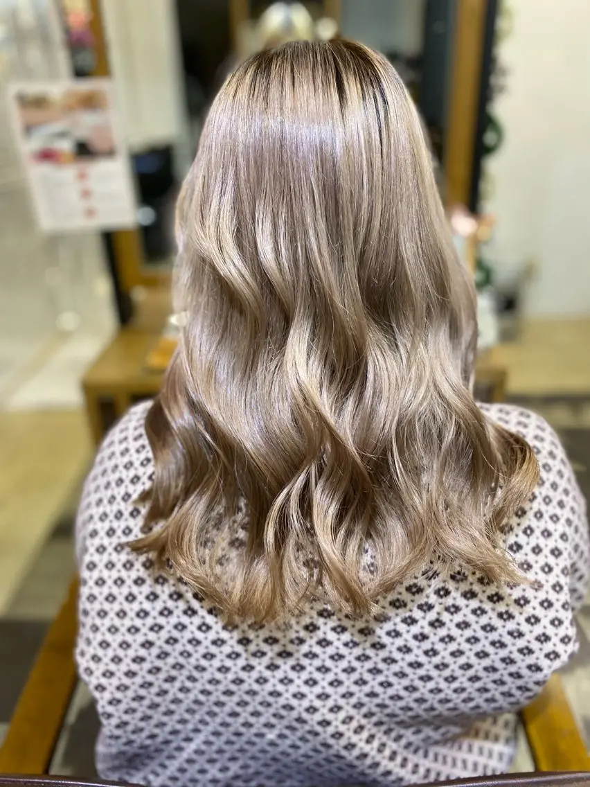 カラー ヘアカラー トリートメント BRAS ナカガワのヘアスタイル