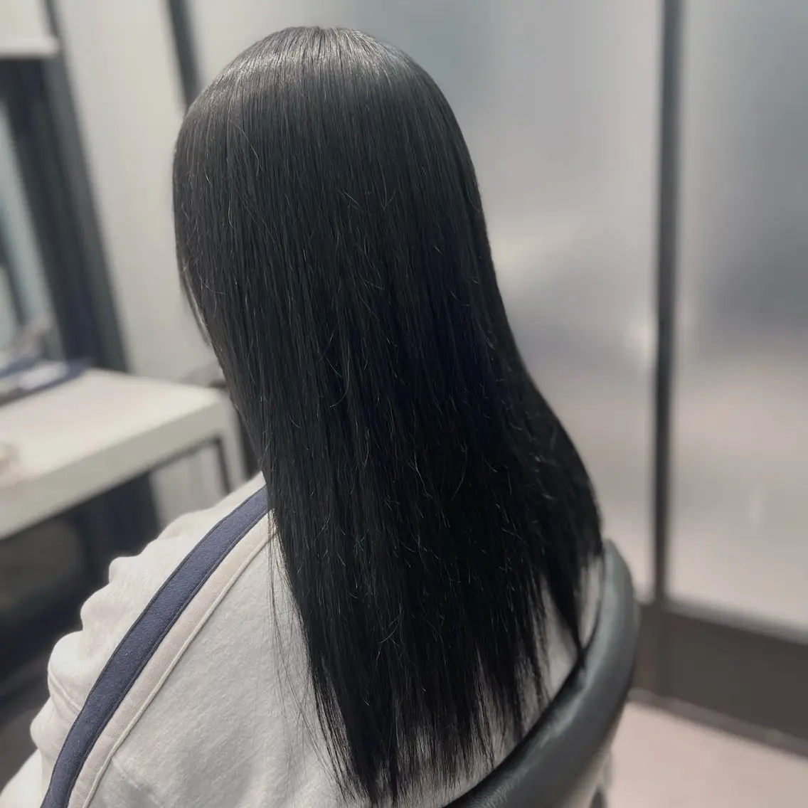 ロング カラー 透け上品ハイトーン 職人ゆうと🤍のヘアスタイル