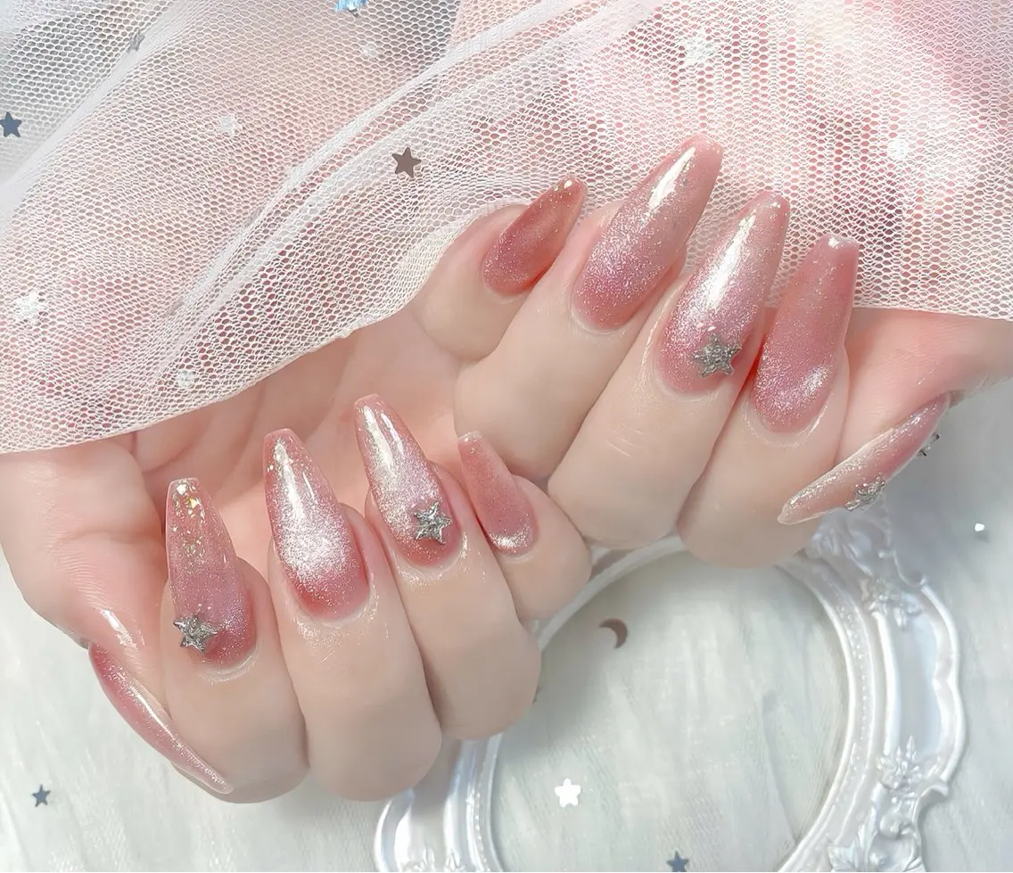 ネイル チークネイル 長さ出し フレンチネイル ジェルネイル グラデーション ハンドネイル THANHTHANH NAILのネイルデザイン