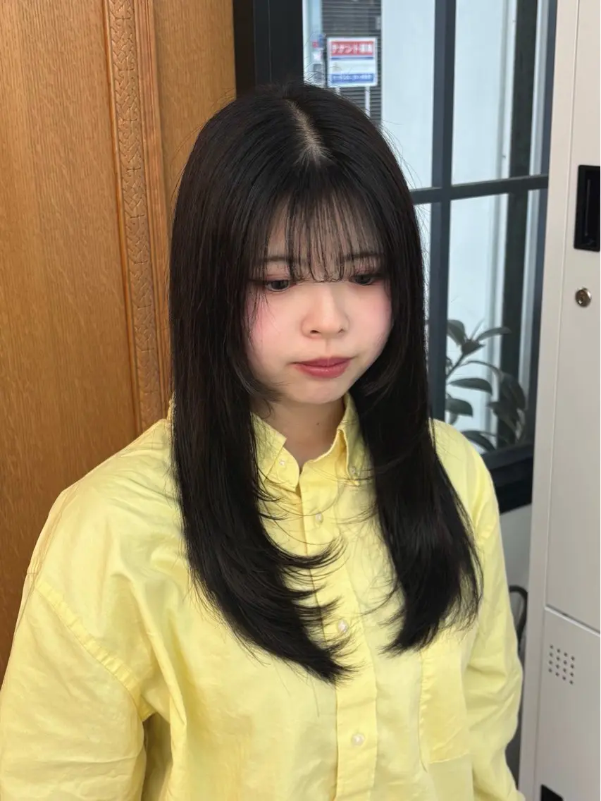 カラー 黒髪 透明感カラー LOBBY ひなたのヘアスタイル