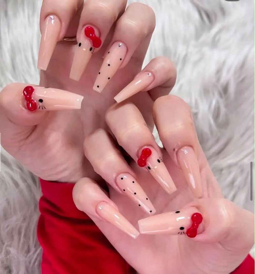 ネイル アートネイル ボルドー フレンチネイル ジェルネイル 氷ネイル・うるうるネイル ハンドネイル Julie Nail Rinのネイルデザイン