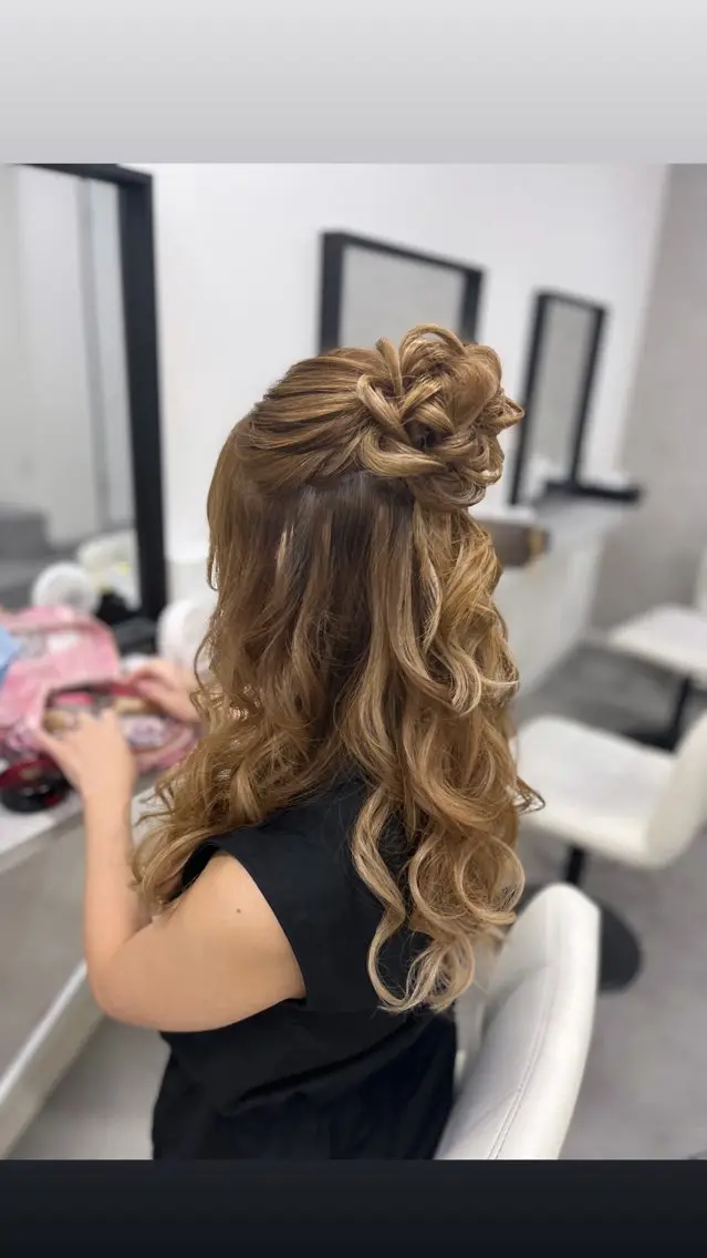 ロング ヘアアレンジ ハーフアップ ヘアセット 心斎橋/ヘアセット MASAKIのヘアスタイル