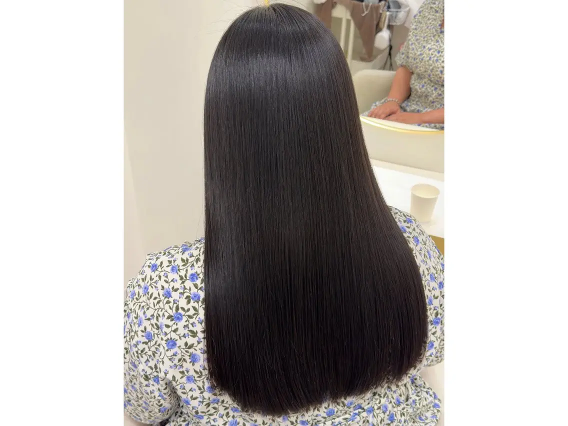 ロング 酸性ストレート 縮毛矯正 ✨透明感カラー✨ 縮毛矯正🌟石川菜摘のヘアスタイル