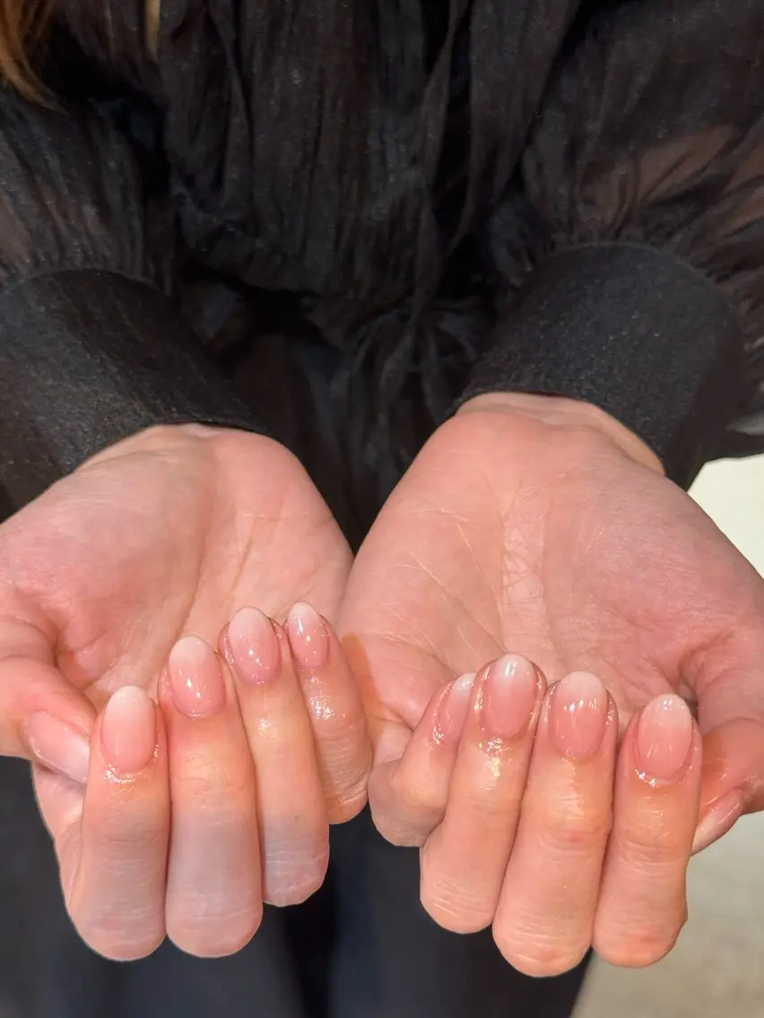 ネイル アートネイル オーロラネイル チークネイル フレンチネイル ガラスフレンチ 🎀🎀YooLi Nail Salonのネイルデザイン