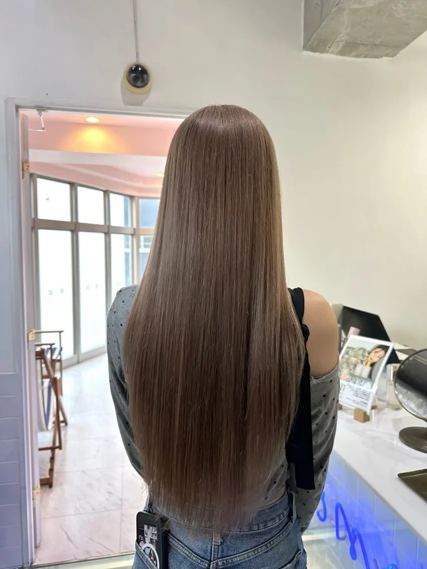 ロング カラー ヘアカラー トリートメント モテ艶🪄ベージュ カラー🧸RUKAのヘアスタイル