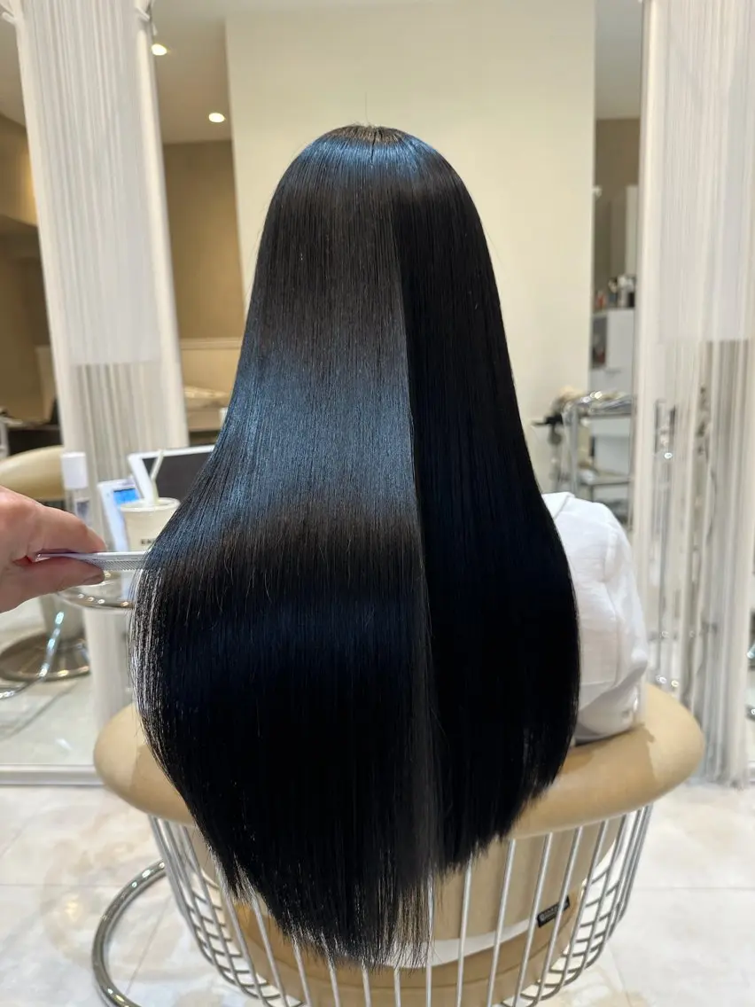ロング カラー パーマ ヘアアレンジ トリートメント Watai 艶髪 當間 大知のヘアスタイル