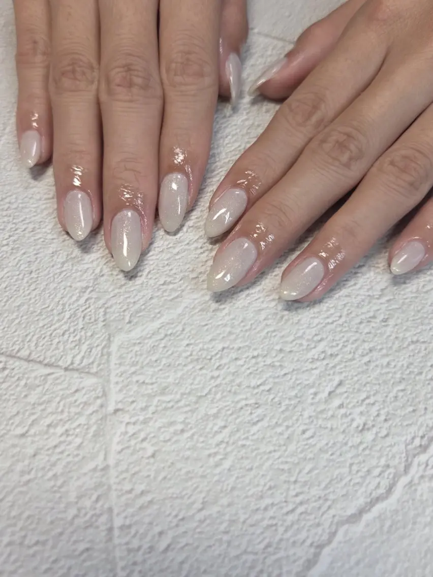 ネイル フラッシュネイル マグネットネイル オフィスネイル ワンカラーネイル 赤色 ハンドネイル flure de neige yukiのネイルデザイン