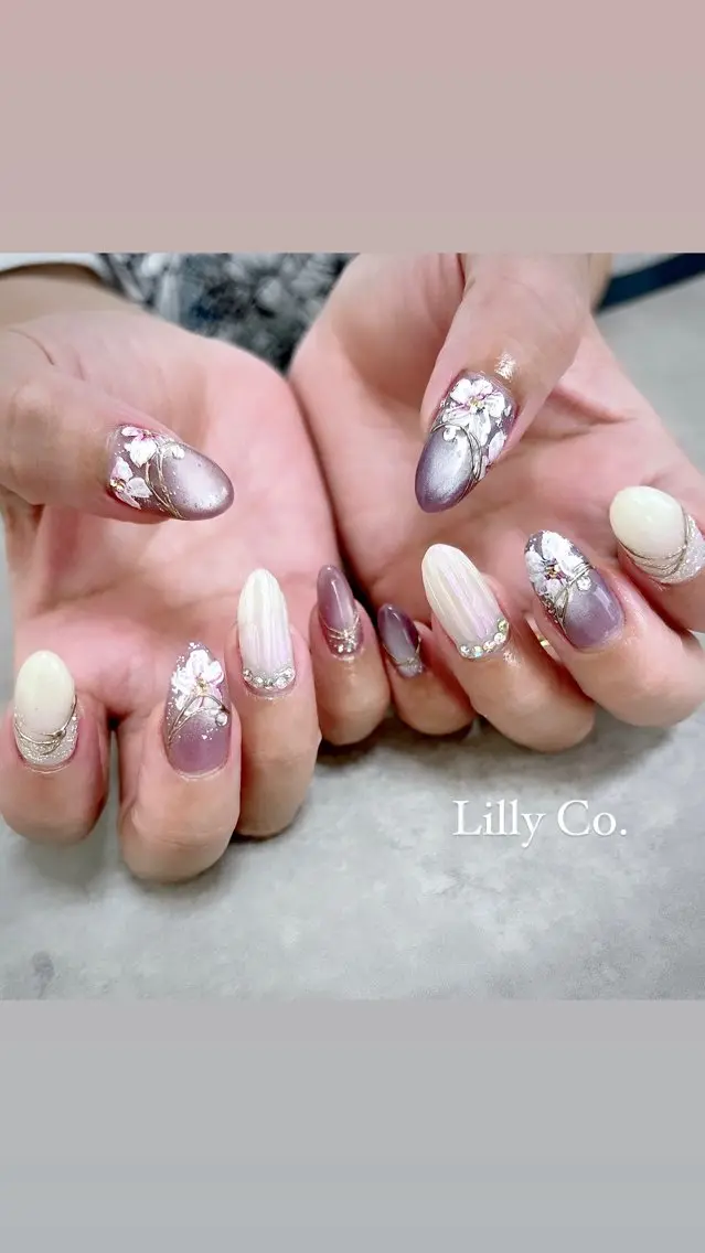 ネイル フラワーネイル Lilly Co.のネイルデザイン