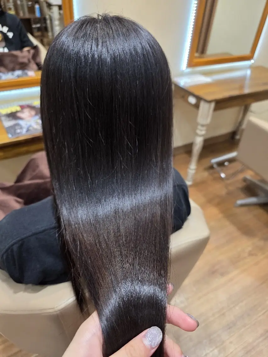 ロング トリートメント 坂本 蓮のヘアスタイル