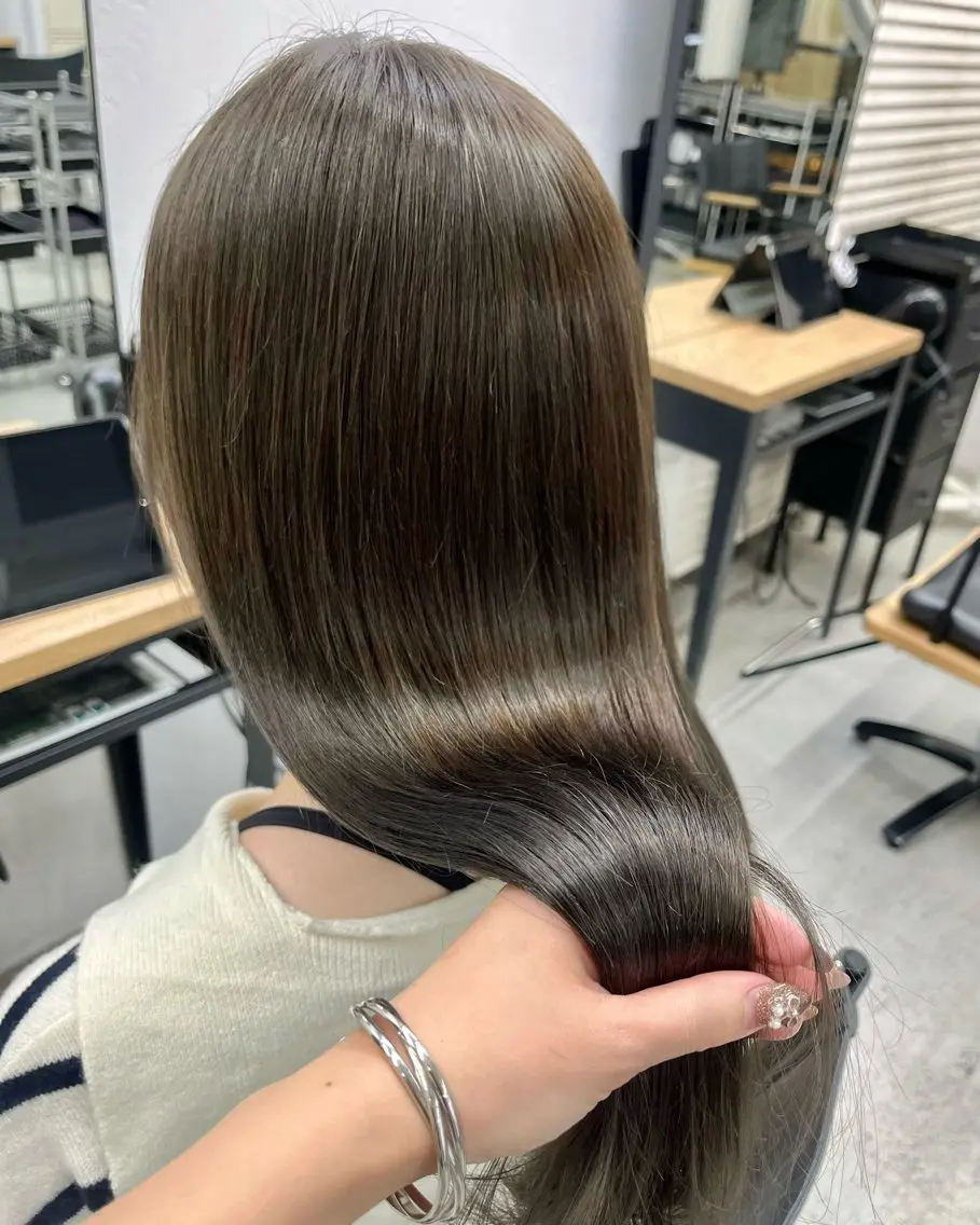 セミロング カラー ヘアアレンジ ブリーチ ダブルカラー グレージュ ブリーチなしカラー オリーブグレージュ カット ヘアカラー 🫧透明感カラー/ ナルハ🫧のヘアスタイル