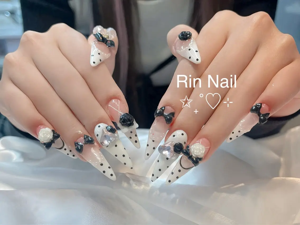 ネイル アートネイル ジェルネイル ロングネイル ニュアンスネイル スカルプネイル ハンドネイル Rin Nail 新大久保店のネイルデザイン