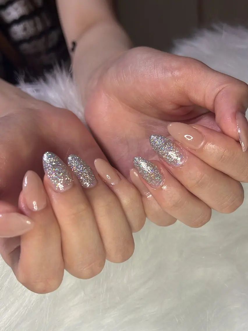 【オフ無】チップスカルプ‼️❋２カラーONLY❋ ハンドネイル💅🏻➕¥1000でパーツ付け放題💎の写真