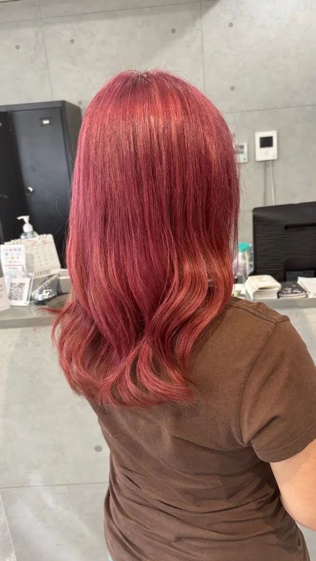 セミロング ショートボブ ボブ ハイライト 髪質改善 レイヤーカット カット ヘアカラー REVE 美容室のヘアスタイル