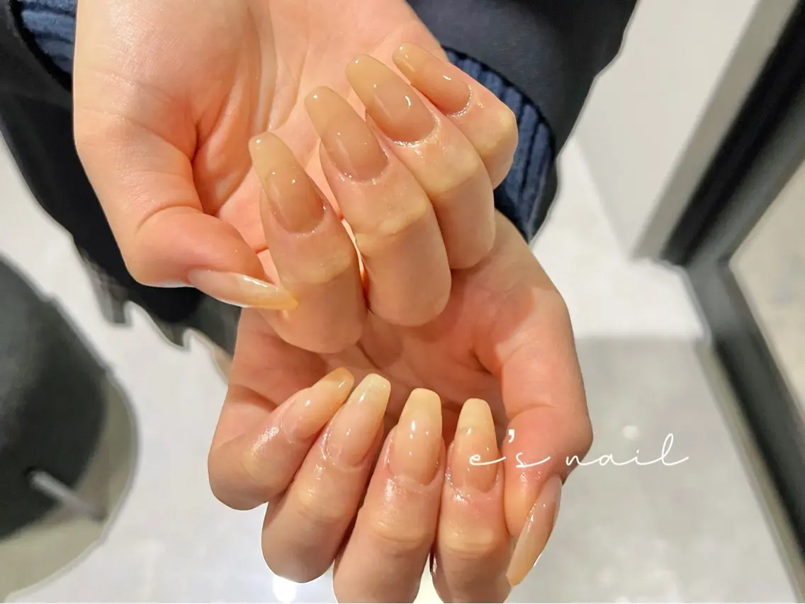 ネイル ハンドネイル ハンドケア e’s nail Lumièreのネイルデザイン