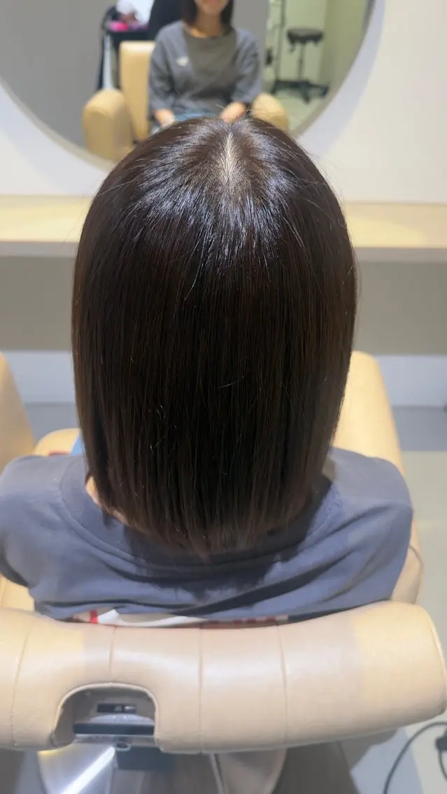 ショート カラー 阪口 莉寿奈のヘアスタイル