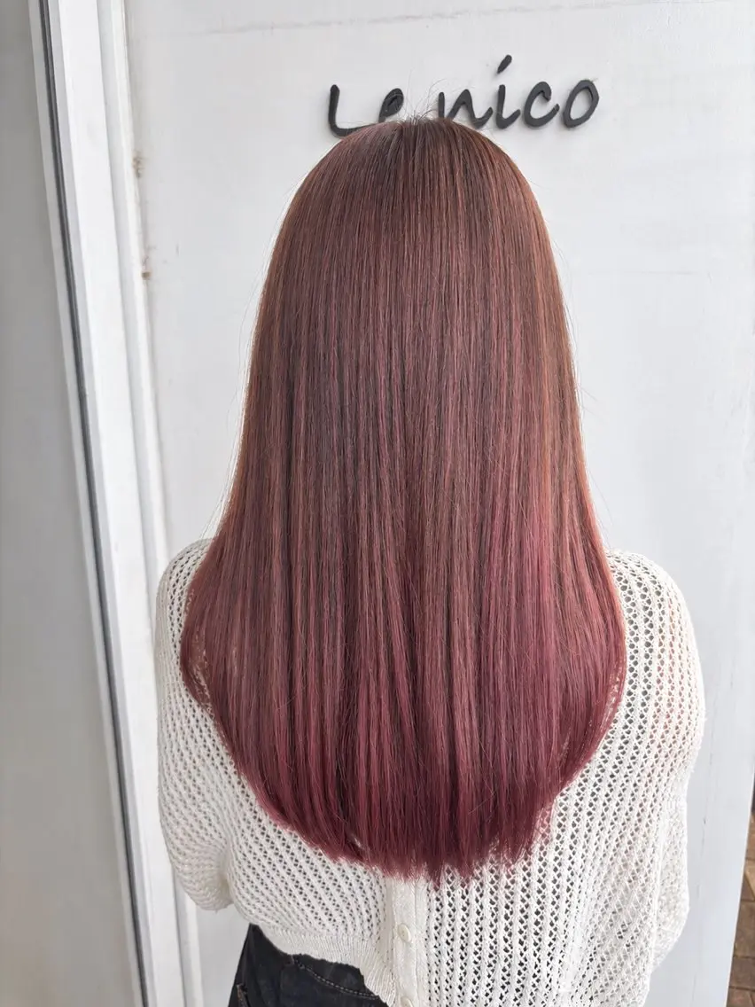 ロング 岡本 紗依のヘアスタイル