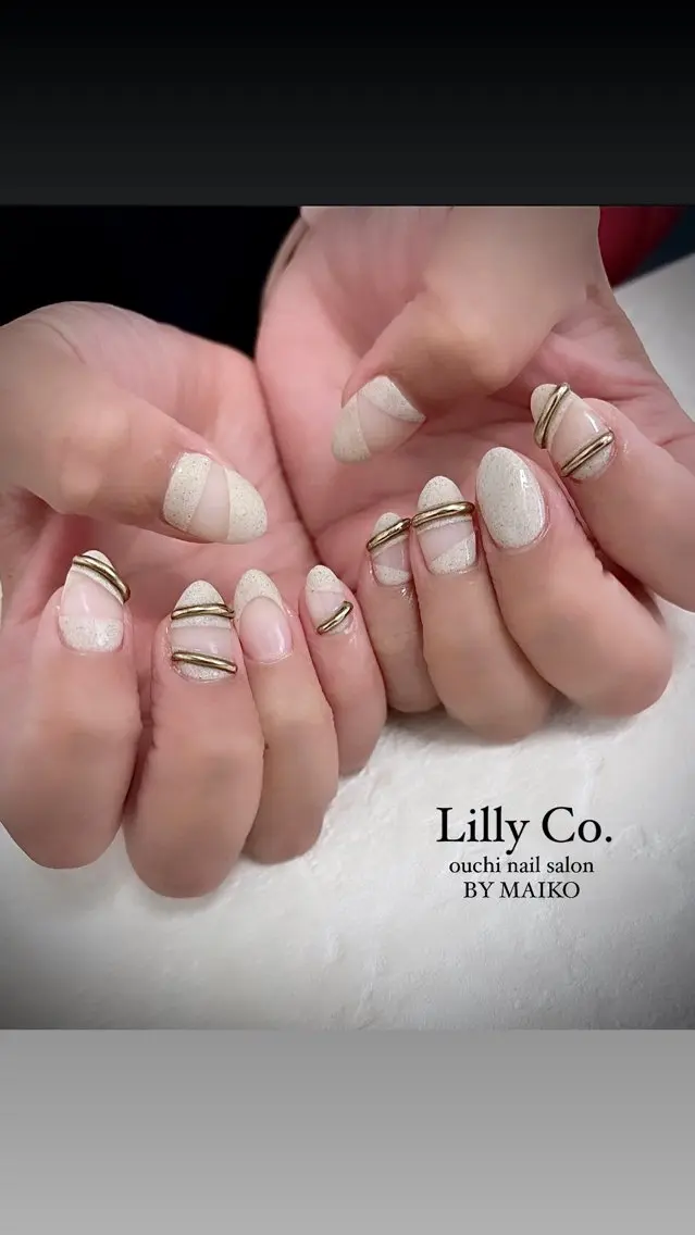ネイル ミラーネイル Lilly Co.のネイルデザイン