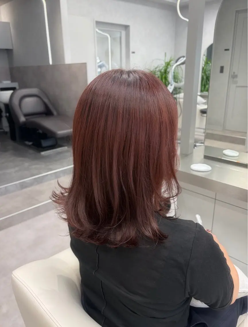 ミディアム カラー Reúna yuukaのヘアスタイル