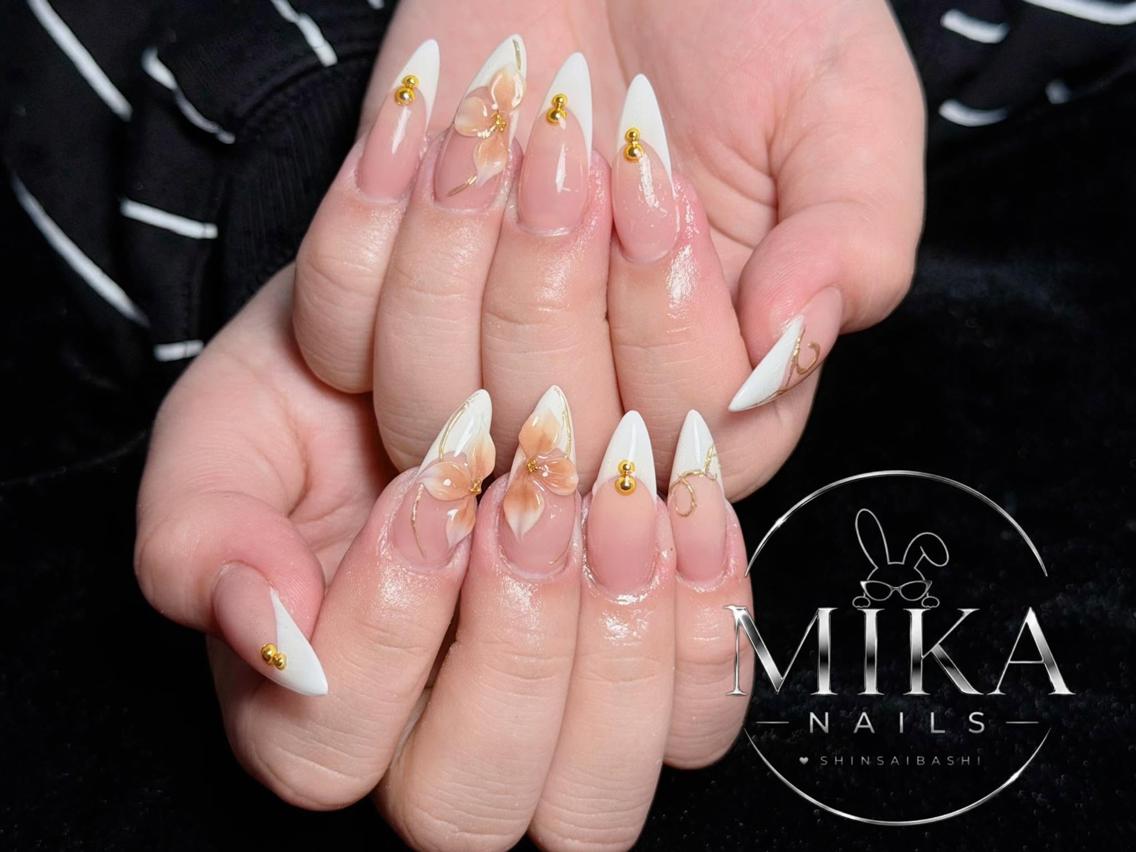 ネイル アートネイル チークネイル ドット フットネイル フレンチネイル ハンドネイル Mika Nailsのネイルデザイン