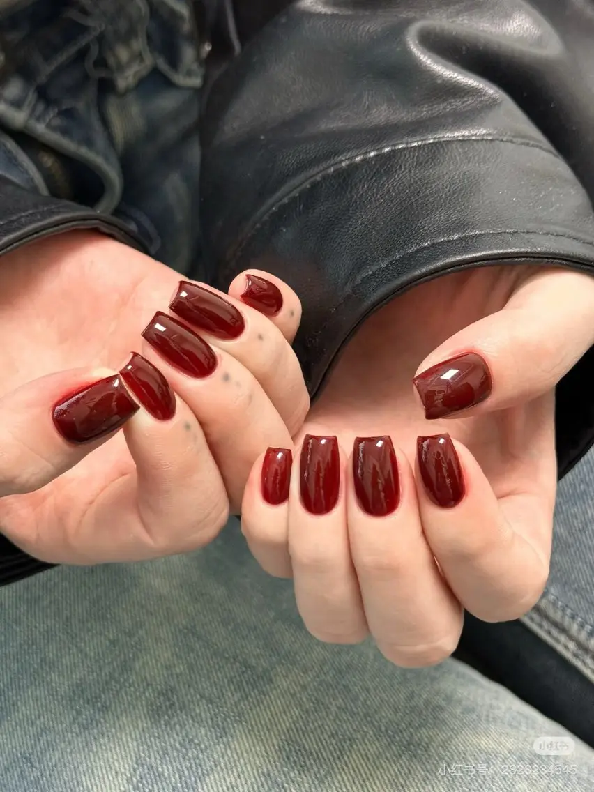 ネイル アートネイル オーロラネイル チークネイル フレンチネイル ガラスフレンチ 🎀YooLi Nail salonのネイルデザイン