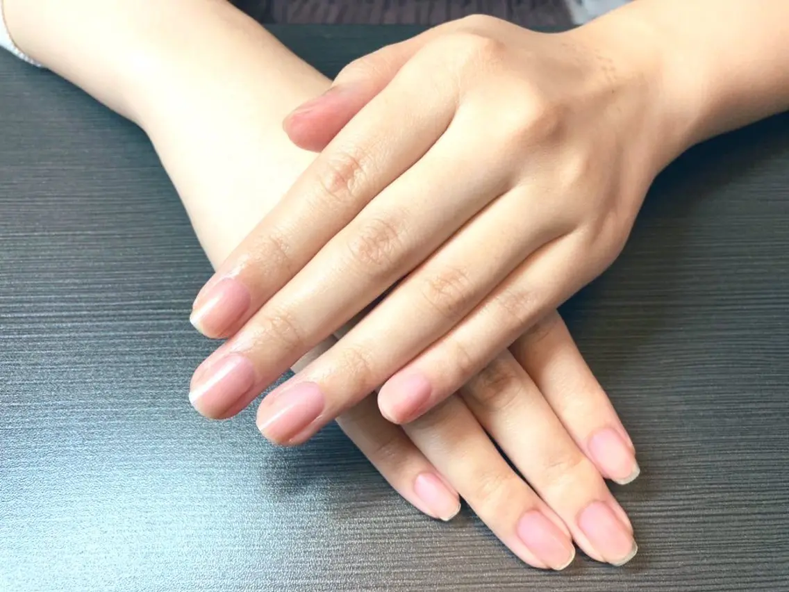 当店1番人気⭐️ピンクの部分を育てるネイルケアと手のエステ 90分 自分の爪が綺麗って最強❗️初回相談料込みの写真
