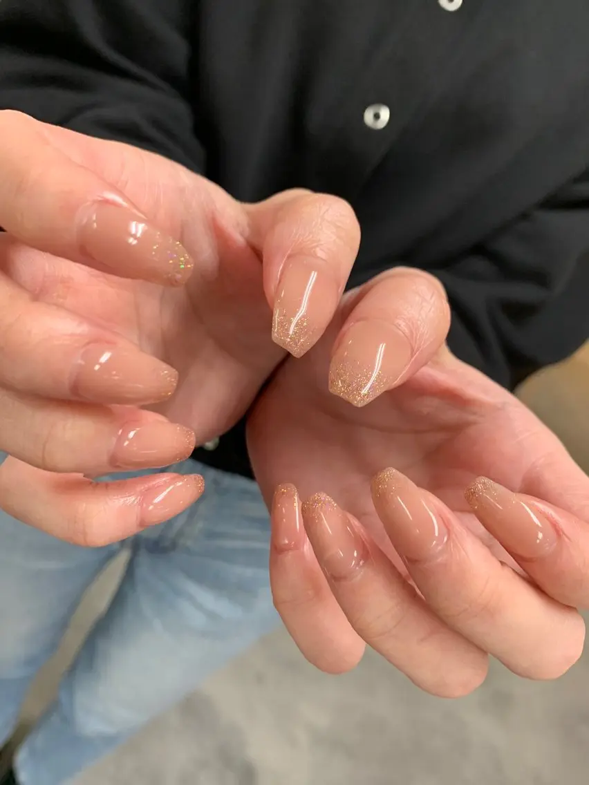 ネイル ラメ(グリッター) ラメグラデーション ワンカラーネイル anine本店 研修スタッフのネイルデザイン