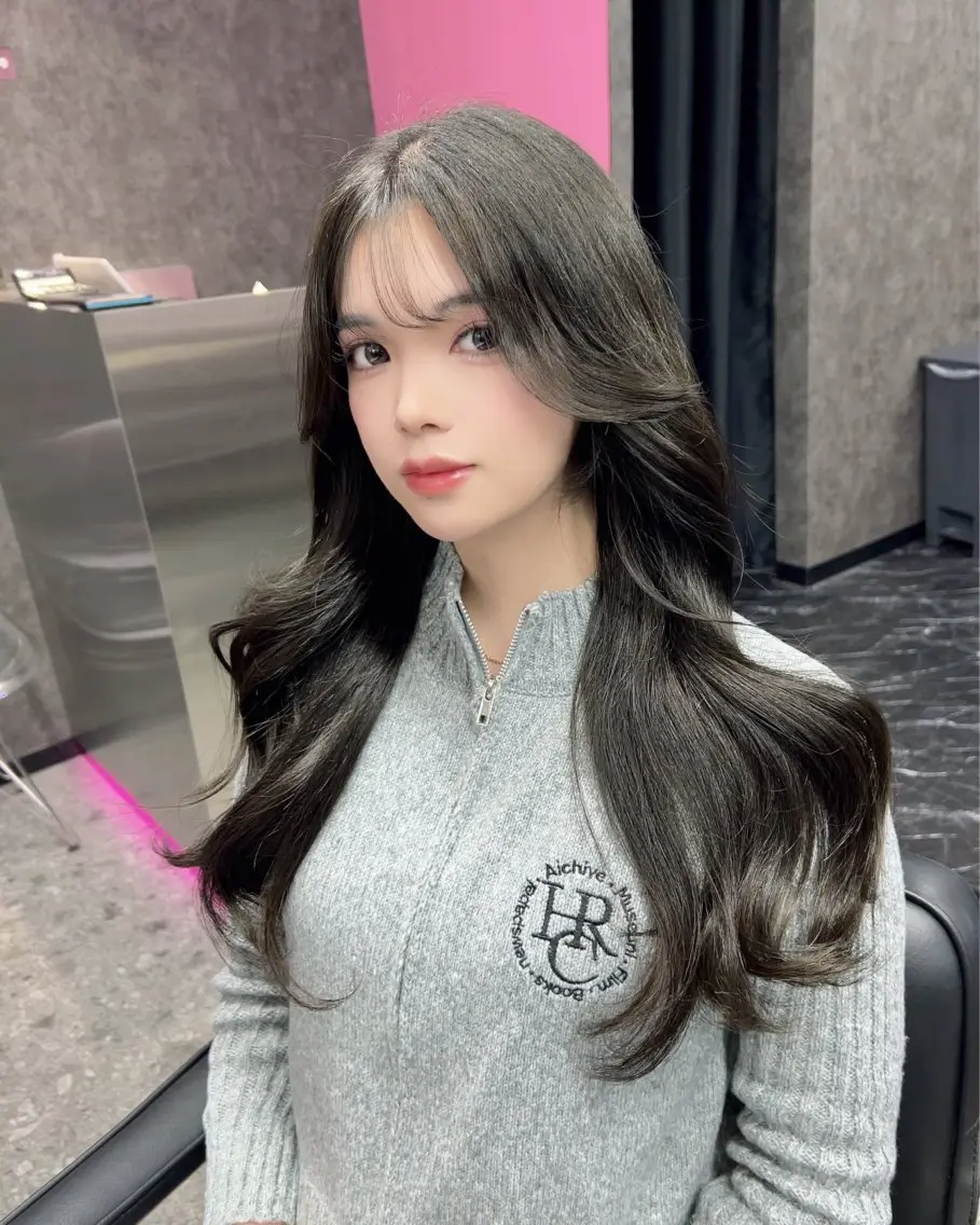 カラー ブラウンカラー ダブルカラー オリーブブラウン nanaka 🤍韓国ワンホンヘアのヘアスタイル