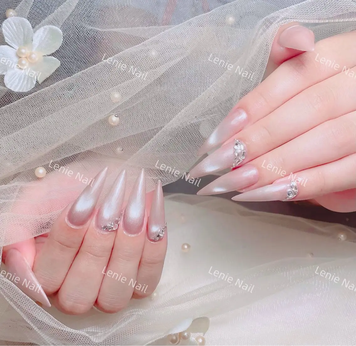 ネイル チークネイル 長さ出し フラッシュネイル フレンチネイル グラデーション ハンドネイル Lenie Nail Salonのネイルデザイン