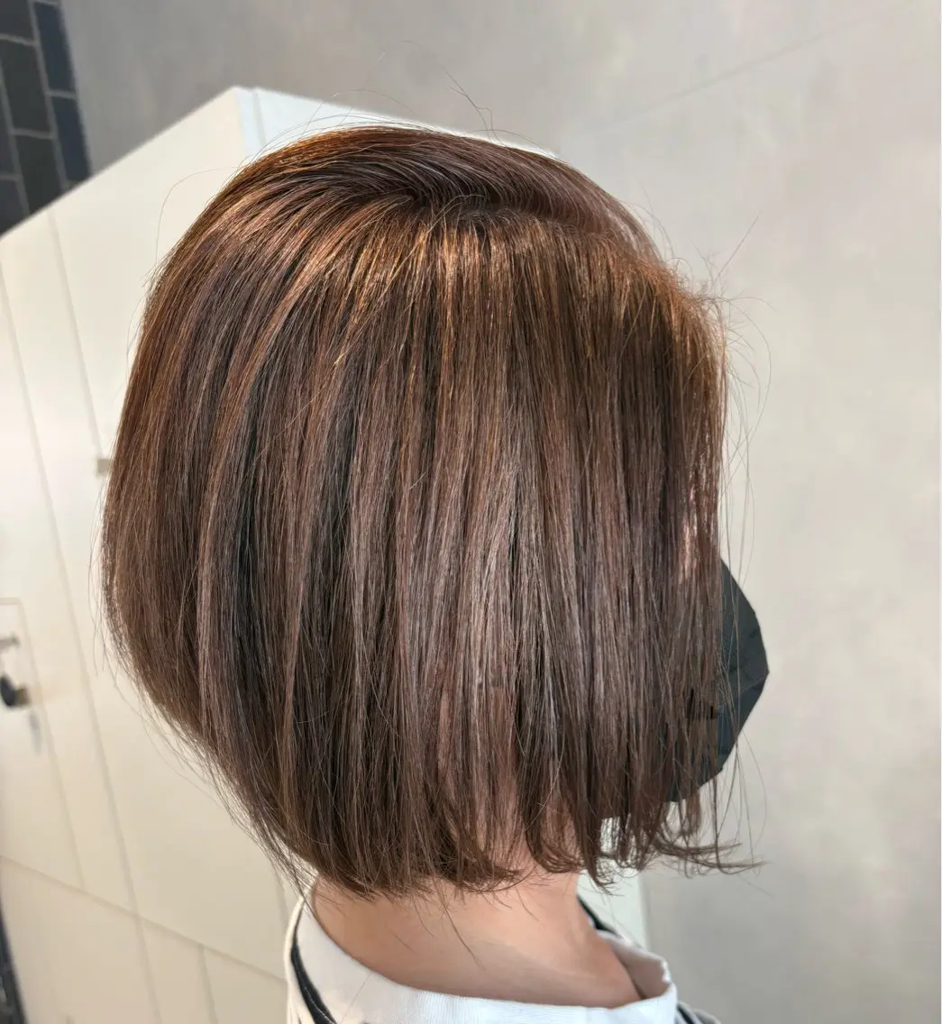 ショート カラー 透明感カラー ハイライトカラー ハイライト カット ヘアカラー 志田 麻衣のヘアスタイル
