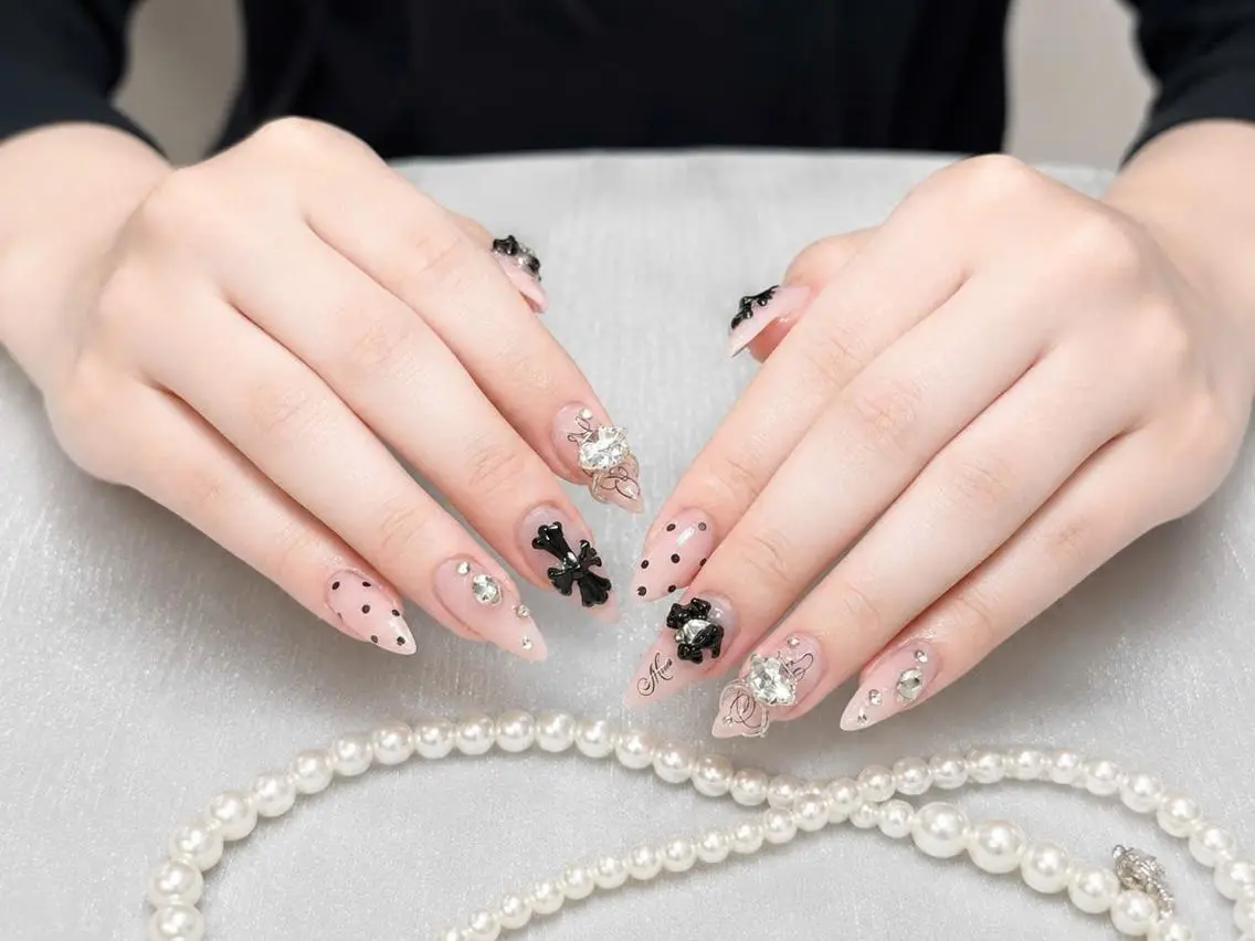 ネイル ハンドネイル HARA Nailsのネイルデザイン