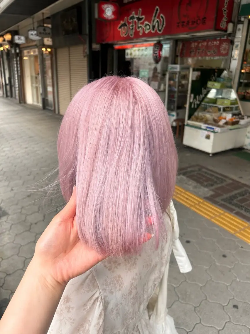 カラー ブリーチ ラベンダーカラー ヘアカラー あやめ🪽 オリーブ/ハイトーンのヘアスタイル