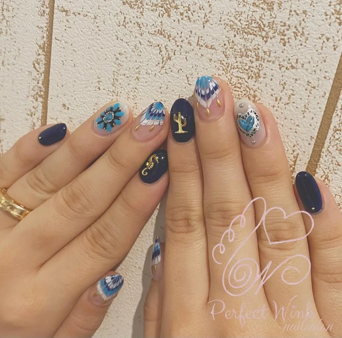 ネイル ゴールド 💅Perfect Wink RUI🌈のネイルデザイン
