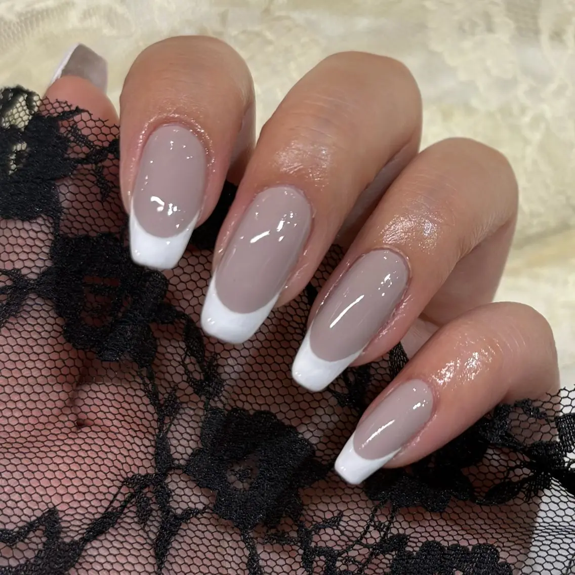ネイル フレンチネイル ハンドネイル nacre nail 川崎🌸rioのネイルデザイン
