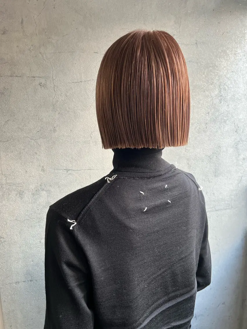 カット + ダメージ軽減縮毛矯正(ナチュラルストレート)の写真