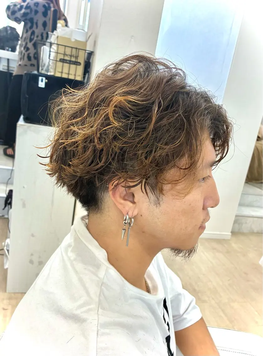 ミディアム メンズ 波巻きパーマ カット パーマ garden小山店 Yuka🌿のヘアスタイル