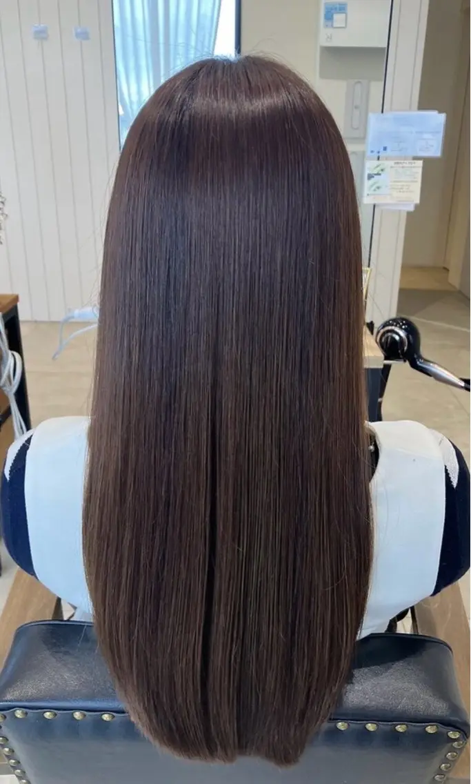 ロング カラー カット ヘアカラー トリートメント ストレート⭐️ 髪質改善カラー⭐️のヘアスタイル