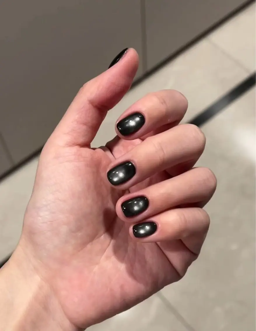 ネイル ハンドネイル Dione Nail ハチワレのネイルデザイン