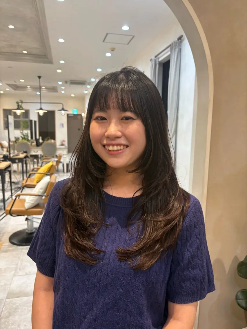 ロング レイヤーカット あべ えみのヘアスタイル