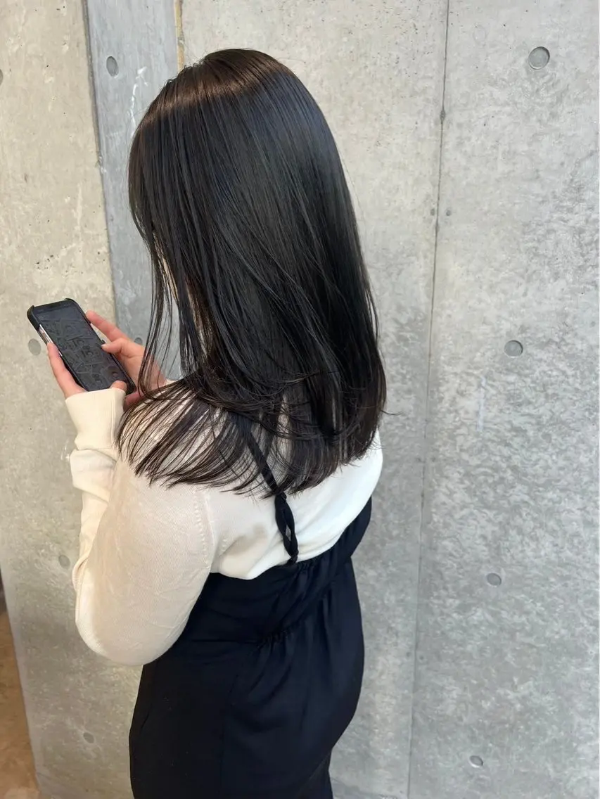 ロング ロングレイヤー アッシュ 顔周りカット 韓国風ヘア レイヤーカット カット ヘアカラー トリートメント 誰より丁寧なカット/ 小林輝/レイヤーのヘアスタイル
