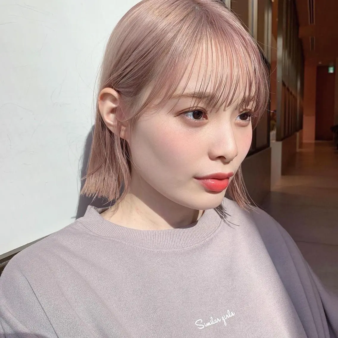 ショート カラー ブリーチ ボブ カット ヘアカラー トリートメント レイヤー専門家 ダブルカラー修のヘアスタイル