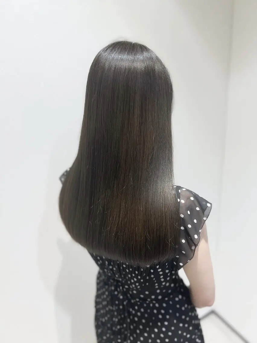 ロング 縮毛矯正 トリートメント 美髪矯正🫧艶髪特化 🫧関口太郎のヘアスタイル