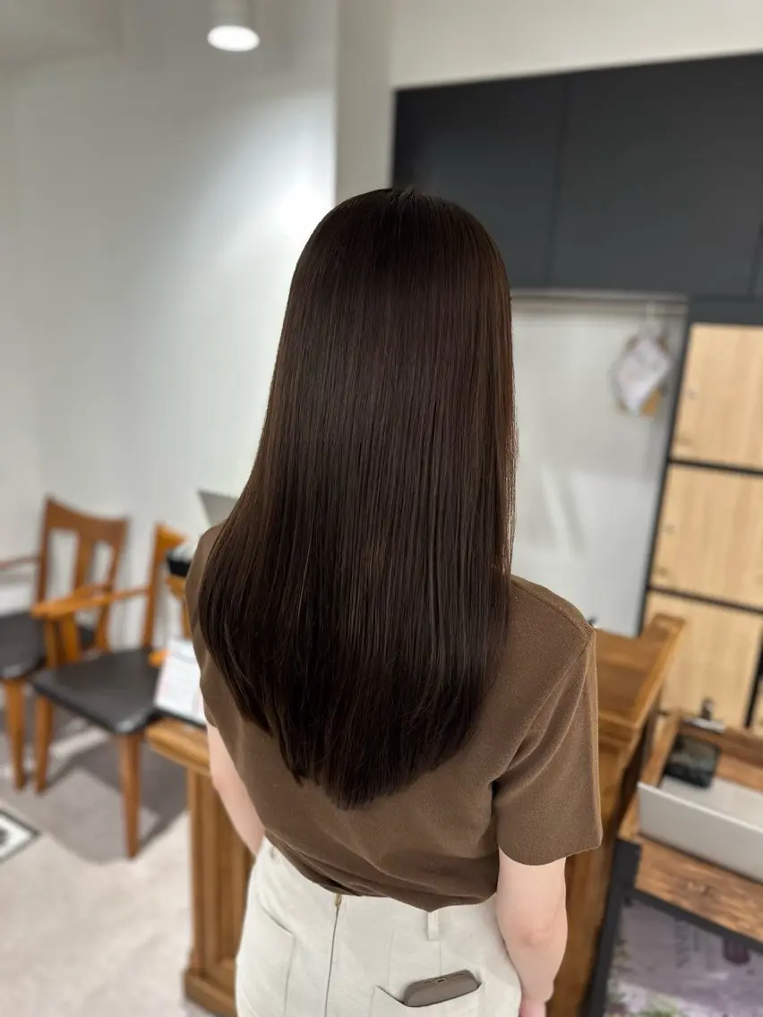 セミロング カラー パーマ ヘアアレンジ メンズ キッズ カット 縮毛矯正 レイヤーカット/ 巻ける縮毛矯正のヘアスタイル