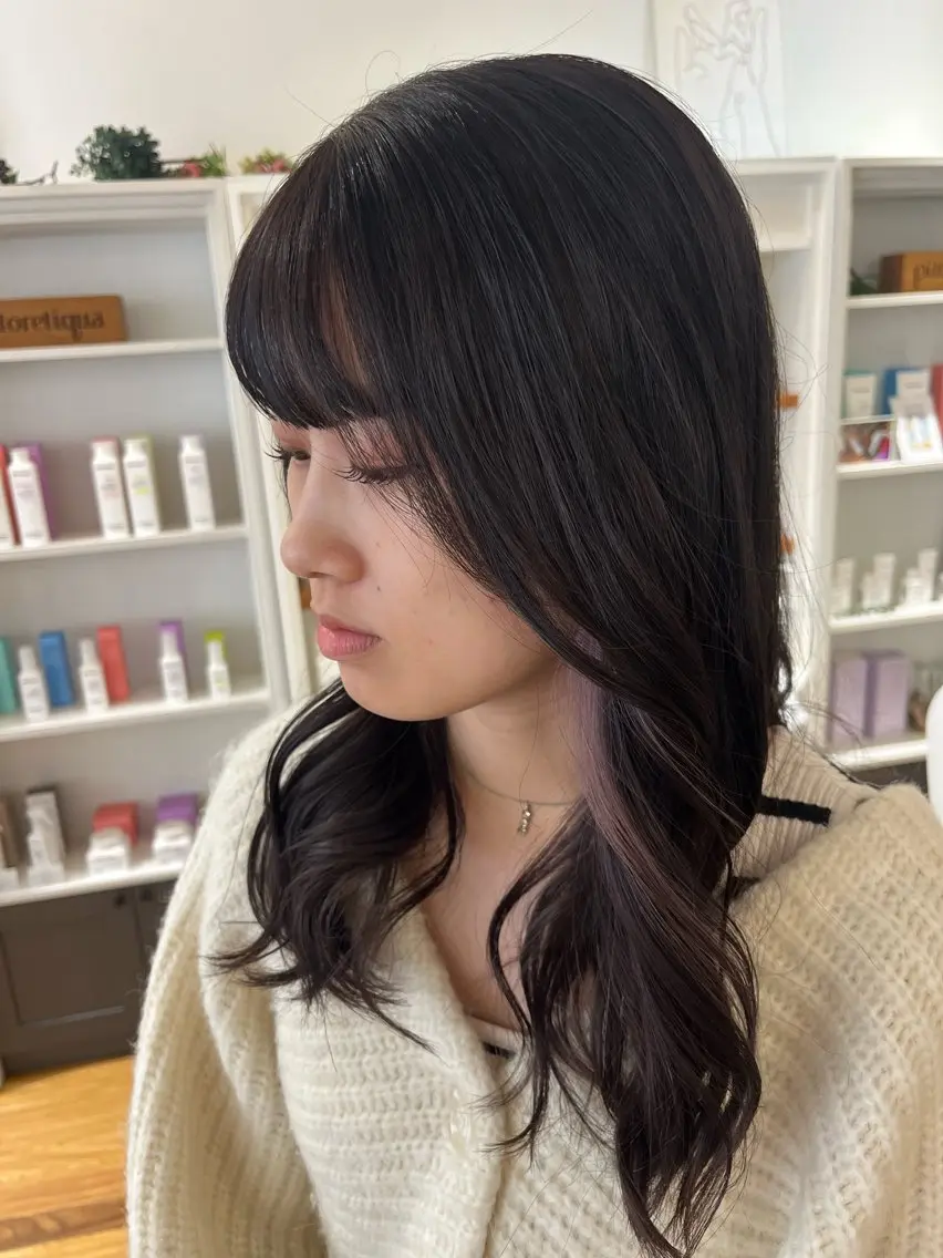 ロング カラー イヤリングカラー レディースカット SHIORIのヘアスタイル