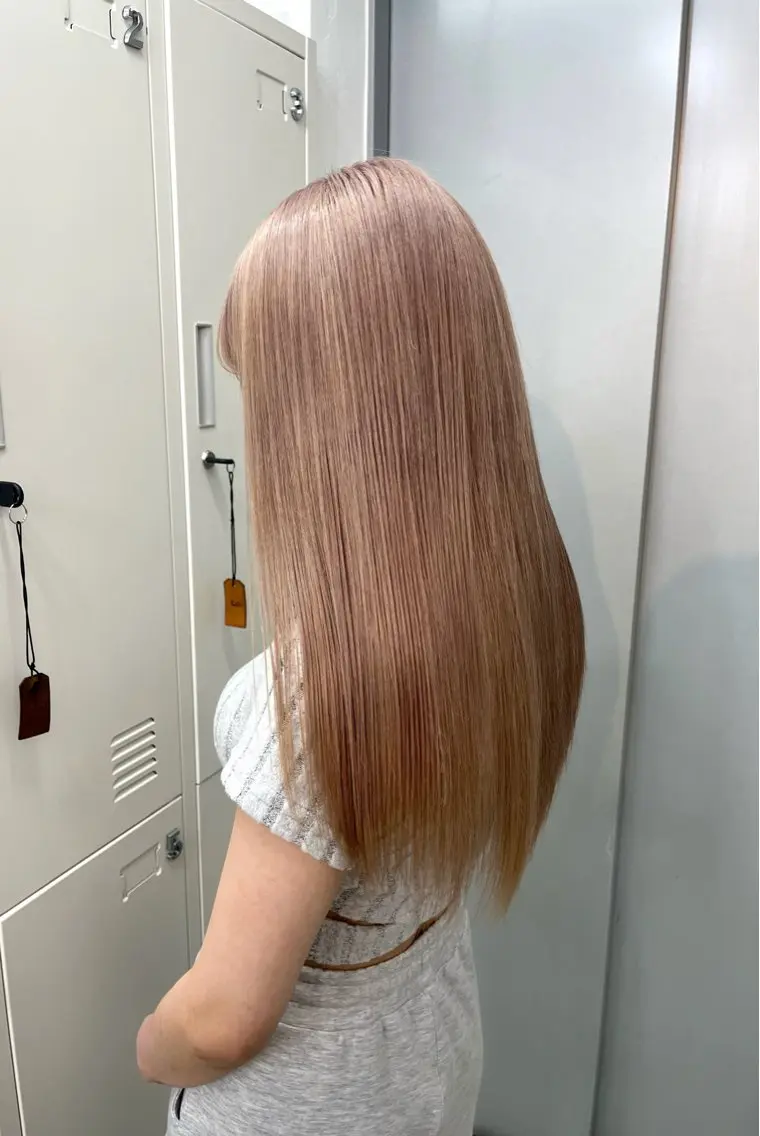 ロング カラー ヘアカラー 柏木 理那のヘアスタイル