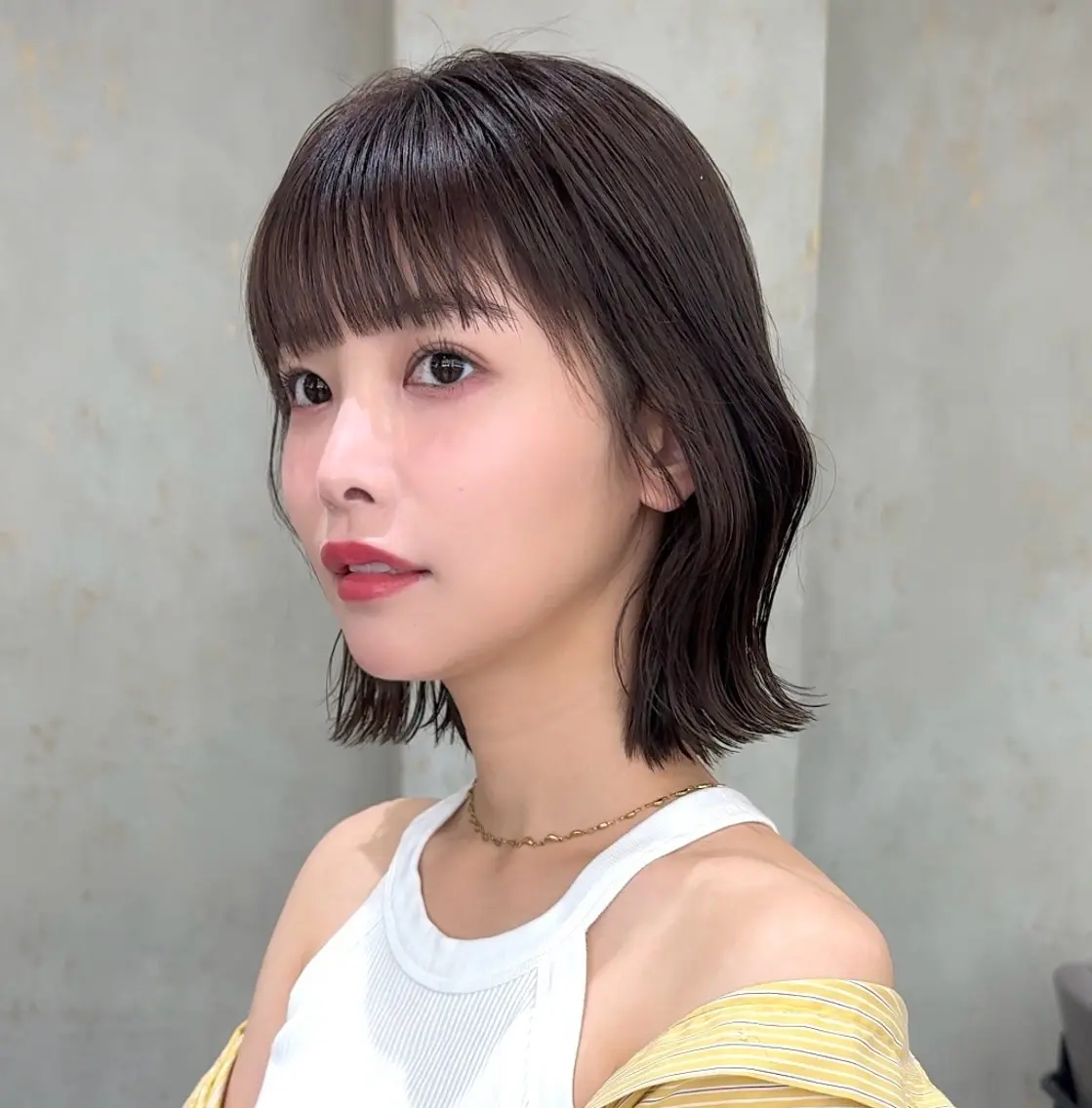 ショート カラー カット ヘアカラー トリートメント 莉乃/縮毛矯正/髪質 改善/艶カラーのヘアスタイル